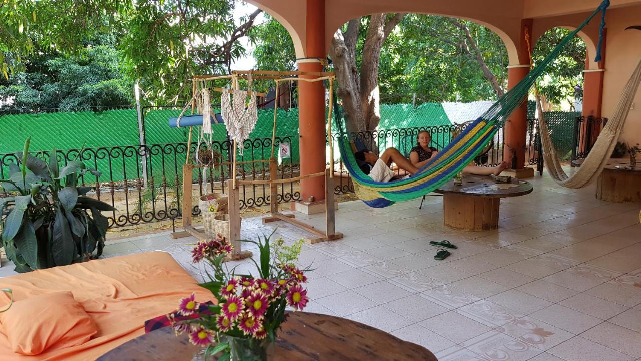 Villa Mango Hostel Puerto Escondido  Kültér fotó