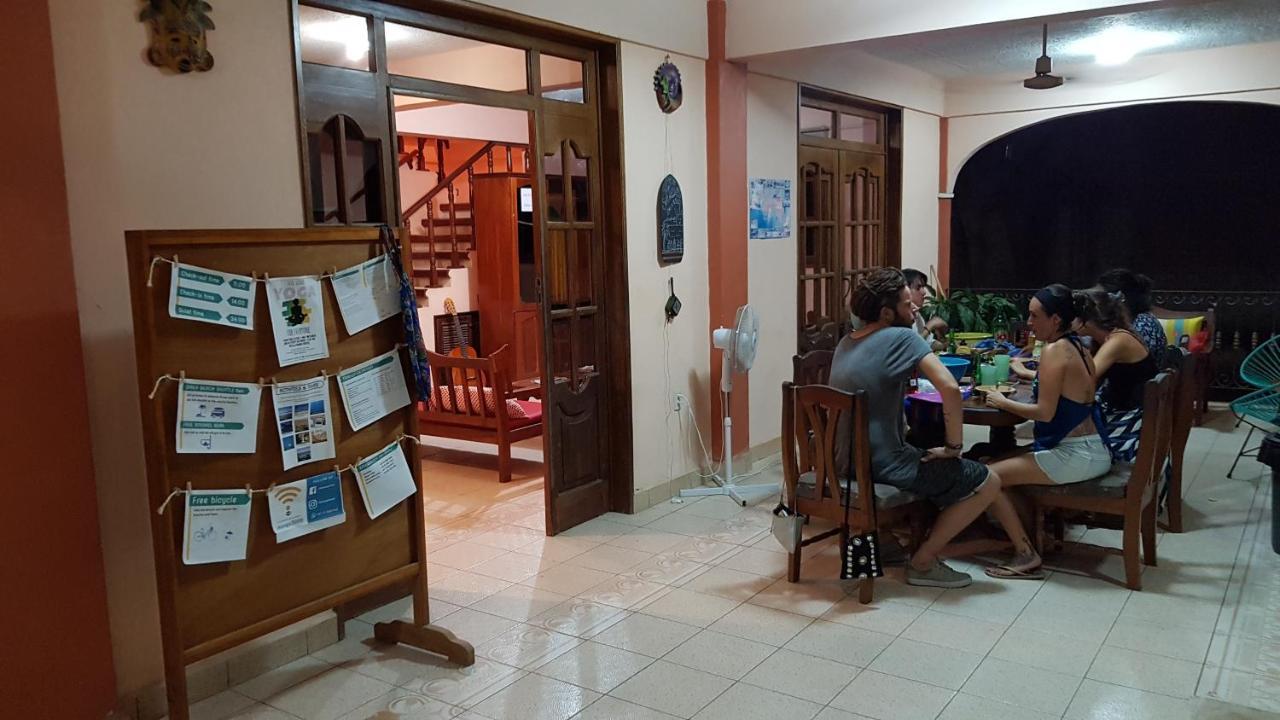 Villa Mango Hostel Puerto Escondido  Kültér fotó