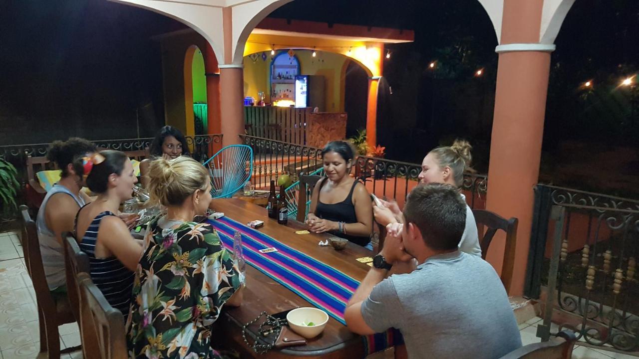 Villa Mango Hostel Puerto Escondido  Kültér fotó